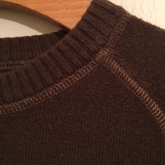 Lightweight Aeropostale Sweater - Picture 2 of 3